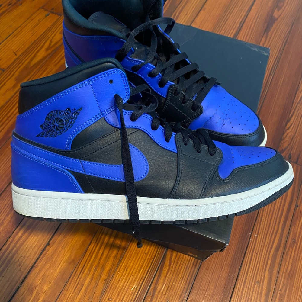 Jordan Mid Retro 1 Black and Royal Blue Sneakers Iconic Design